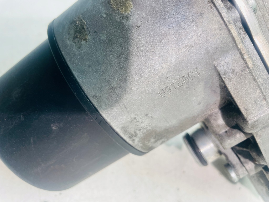 фото №5, Радиатор масла 5989070371 jaguar xf x250 3.0 v6 d 07-15