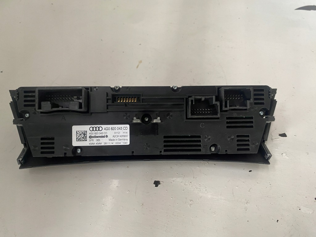 фото №6, Audi a6 c7 lift панель кондиционера 4g0820043cd