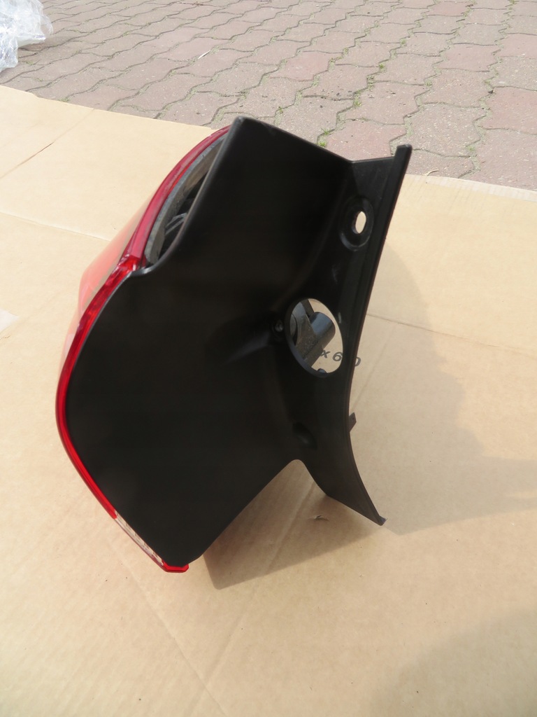 фото №11, Лампа задняя левая renault clio iv kombi 265551445r