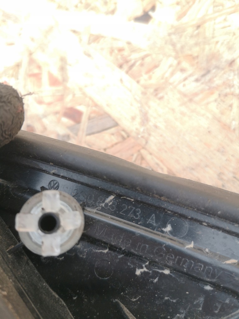 фото №6, Vw polo 2g трикутник крила лівий