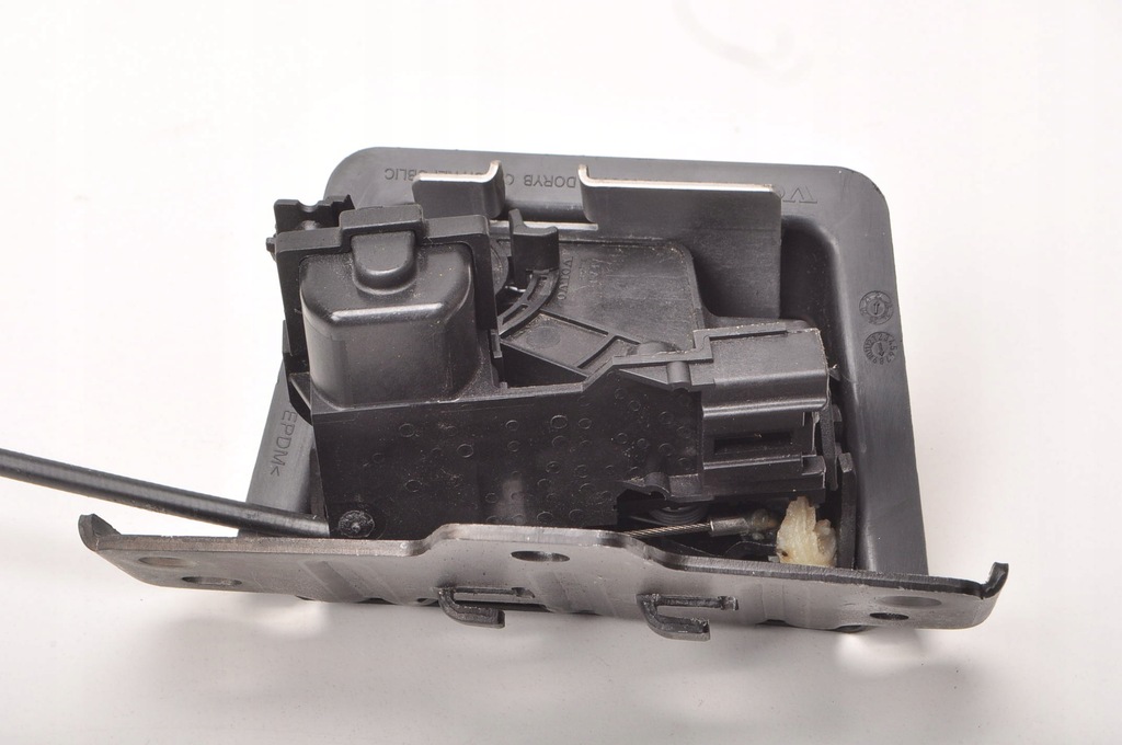 фото №8, Volvo xc90 ii замок багажника крышки