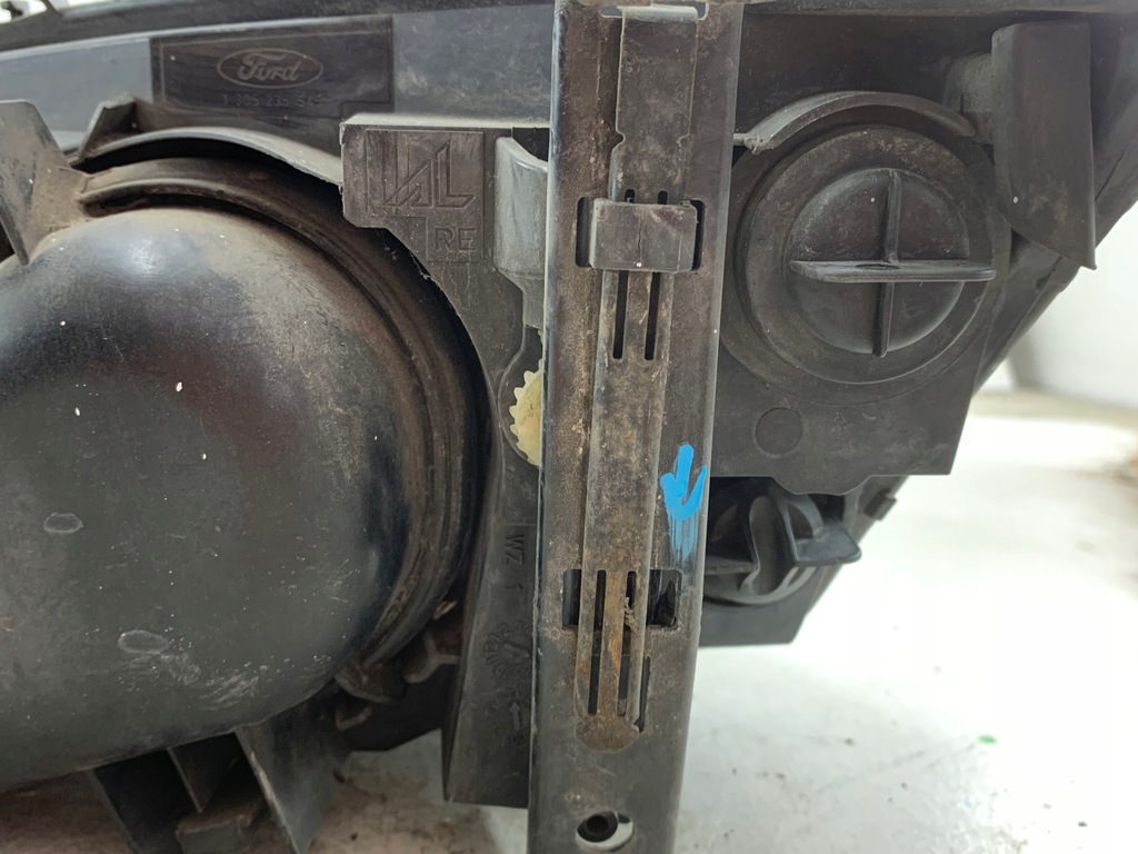 фото №10, Лампа правая передняя ford mondeo 1s7113005sc