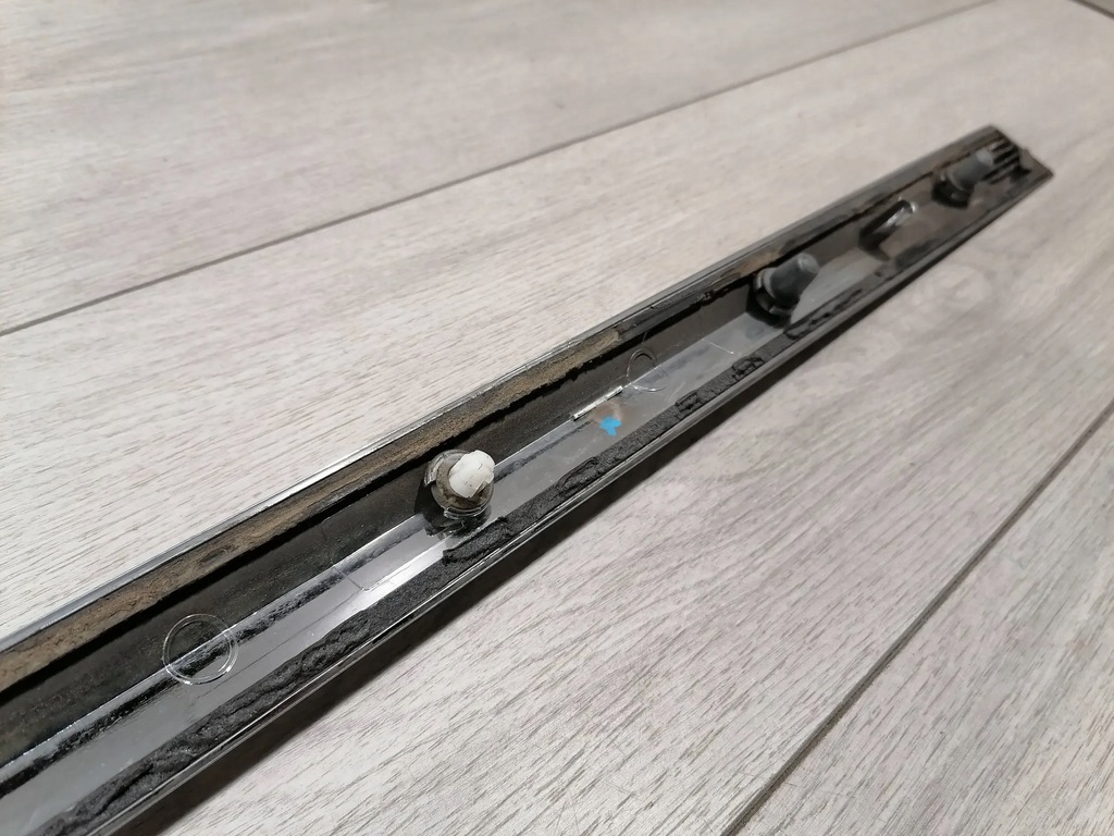 фото №9, Continental молдинг дверь правый перед 3sd853516