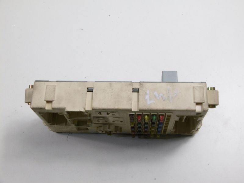 фото №6, Alfa romeo 147 коробка предохранителей 46558758