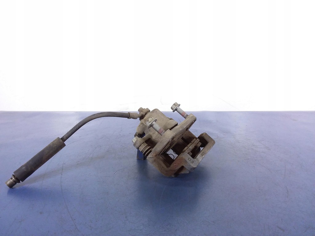 фото №5, Cadillac cts iii суппорт скоба задняя левый