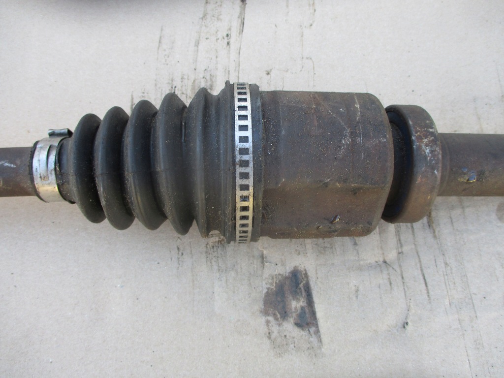 фото №6, Приводной вал правая 391006777r megane iii scenic 1.5dci