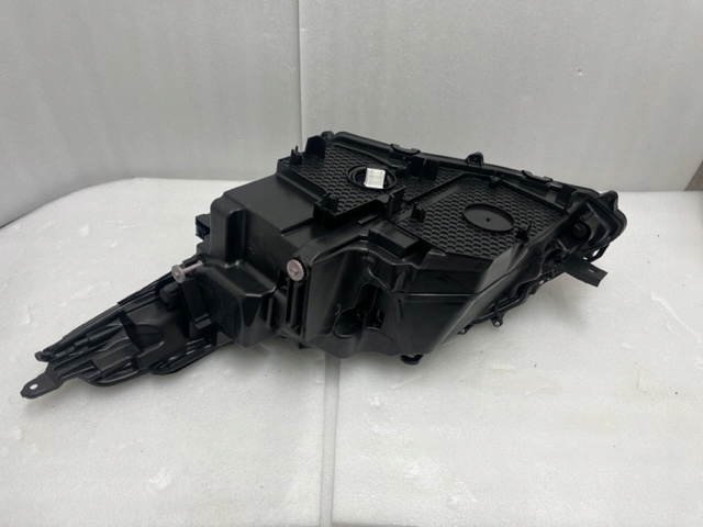 фото №2, Лампа права lexus rx full led 2018