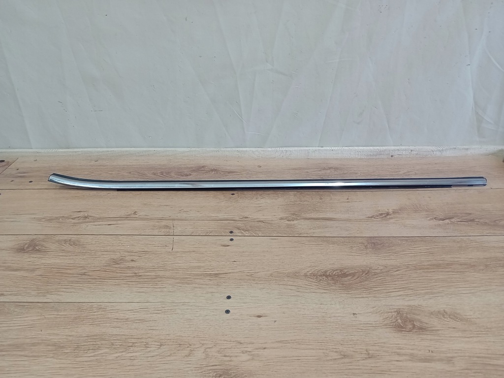 фото №1, Renault kadjar молдинг ущільнювач двері ліва перед