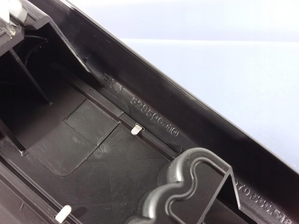 фото №5, Porsche panamera i 970 молдинг порог правый перед