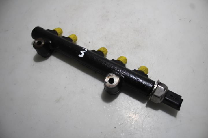 фото №1, Молдинг впрыскная ford c-max ii mk2 1.6tdci