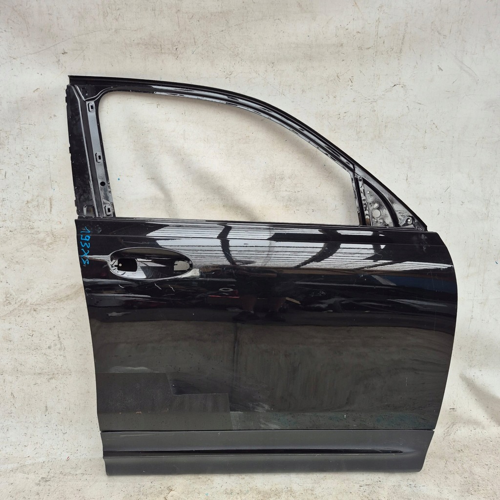 фото №1, Mercedes glb x247 19- двері перед передні праве