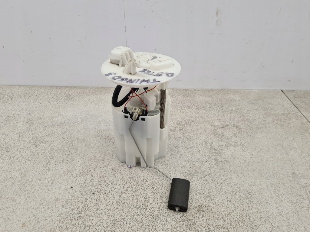 фото №1, Renault twingo iii 0.9 tce насос пального поплавок 172024944r