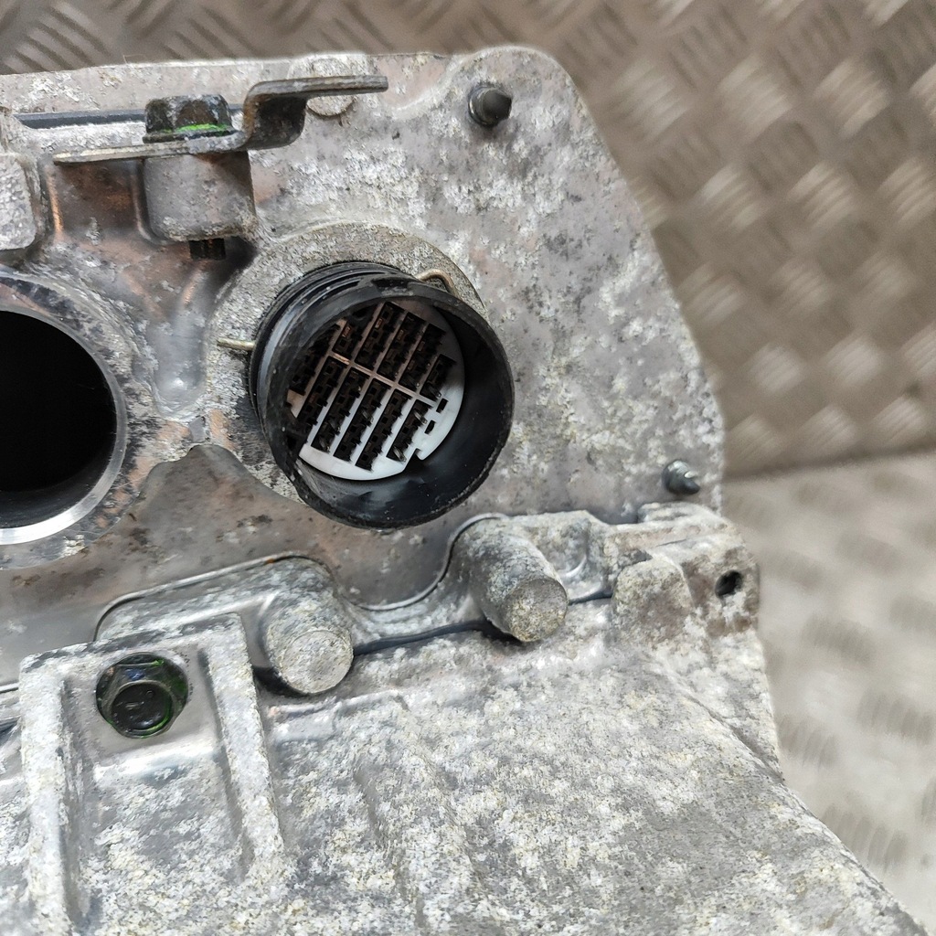 фото №8, Nissan leaf ii ze1 2018 инвертор / преобразователь напряжения