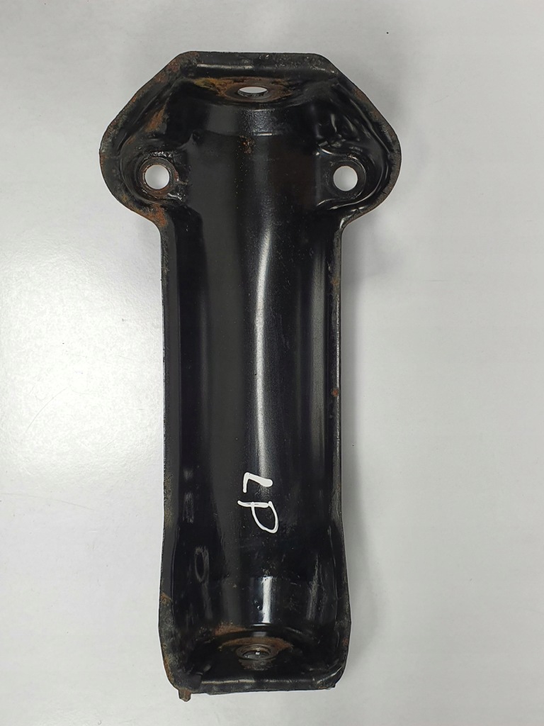 Купить Кронштейн рычага верхнего левый перед mercedes w140