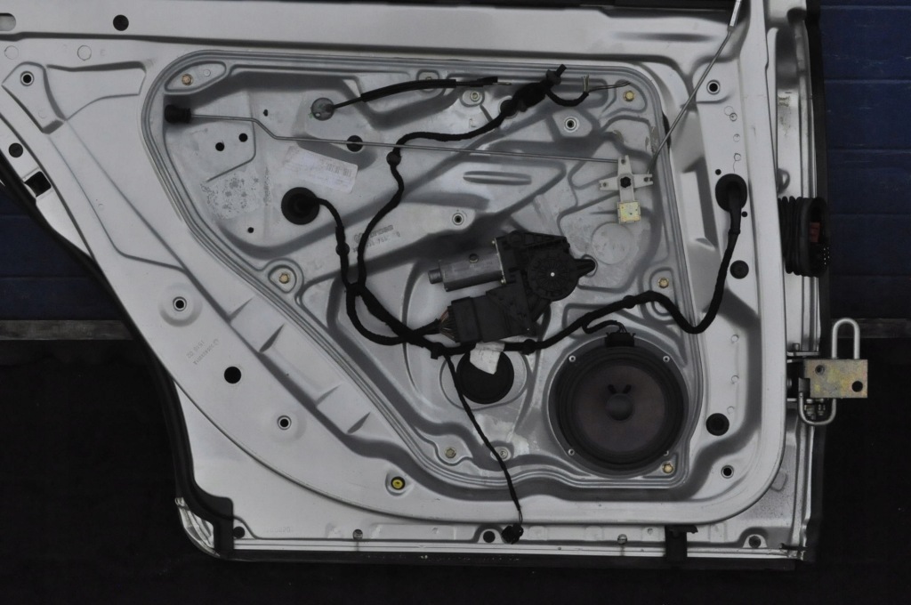 фото №11, Skoda superb i двері лівий задня задні sedan