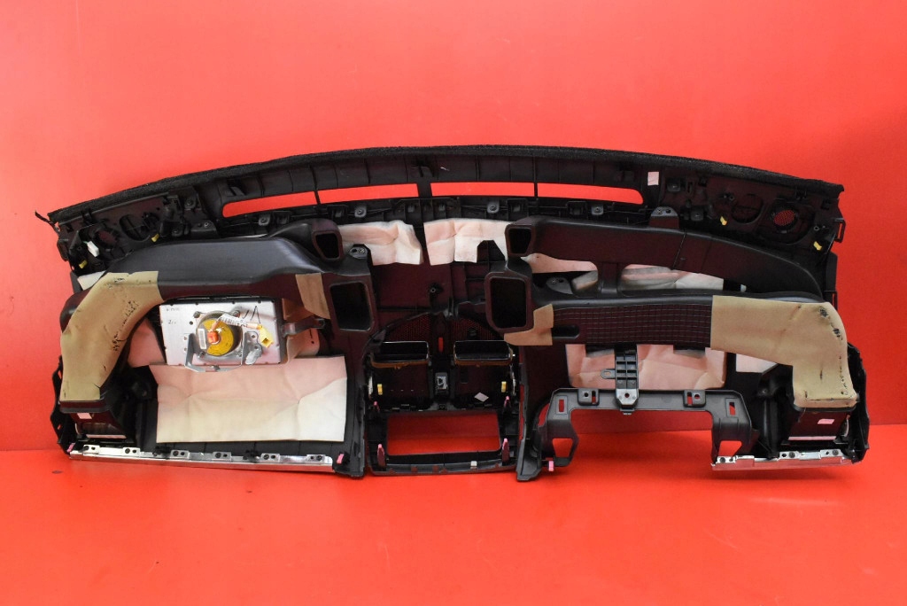 фото №10, Панель приладів приладова консоль панель приладів подушка безпеки eu toyota avensis t27 09-11