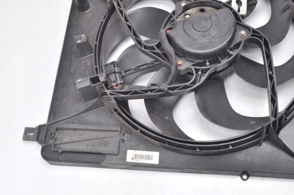 Volvo s60 v60 xc60 xc70 v70 s80 d3 d4 вентилятор радиатора воды p31368427 Недорого