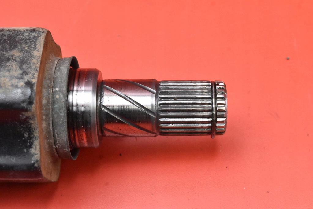 фото №5, Приводной вал левая перед автоматическая коробка передач nissan leaf 1 i ze0 lift 109 km 80 kw 10-17