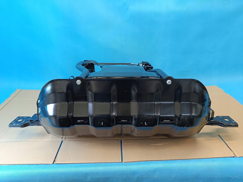 фото №11, Audi q3 f3 sportback 1.4 tfsi e 2024r кронштейн na бак топлива 5qf201055a