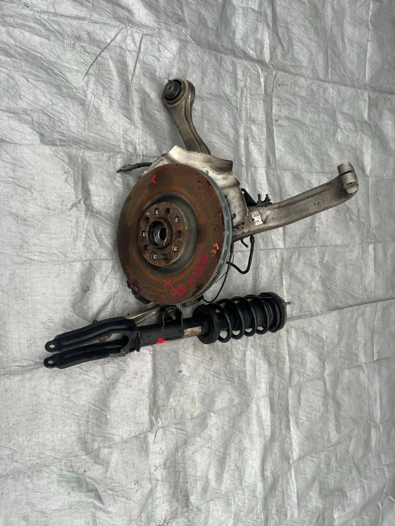 фото №1, Alfa romeo stelvio q4 поворотный кулак левая рычаг амортизатор подвеска левая