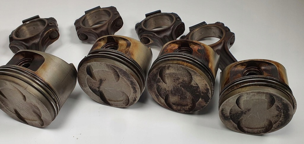 фото №13, Поршень шатун mercedes w126 3.8 v8 116963