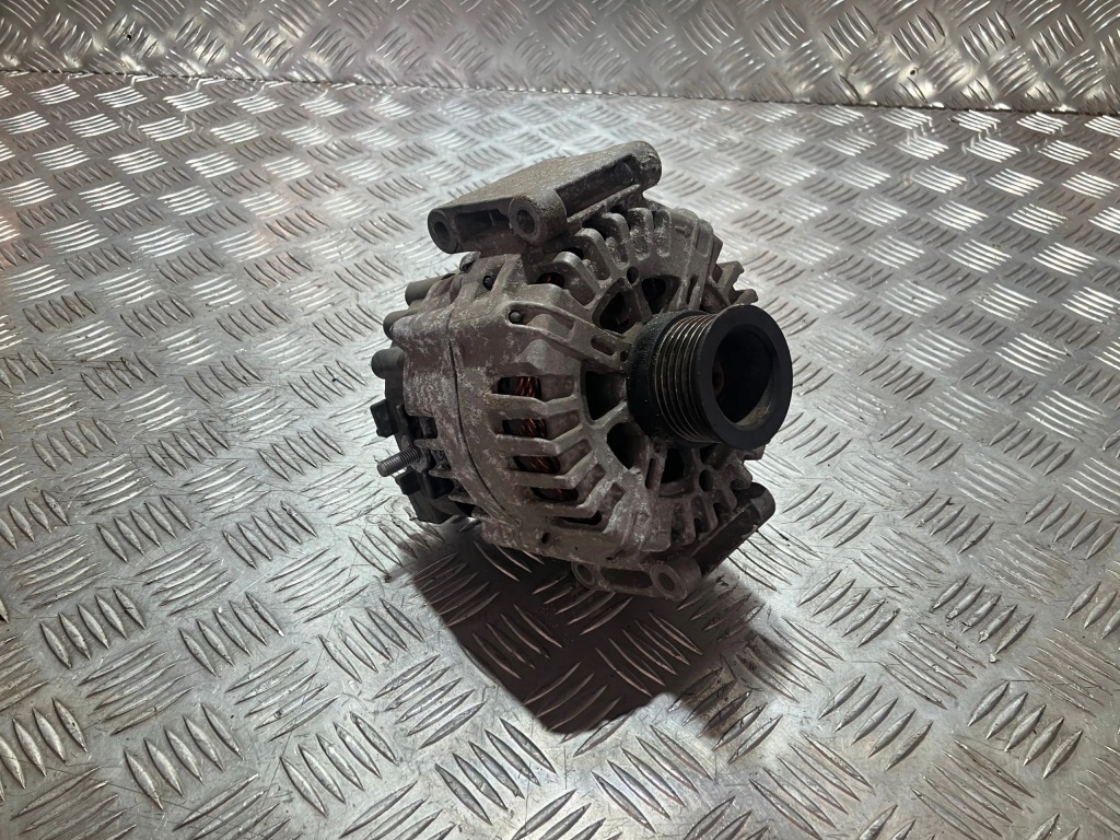 Купить Генератор mercedes c klasa w205 2.2 cdi