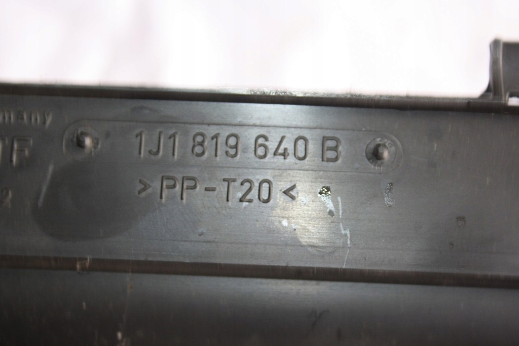 фото №10, Корпус фільтра салонний a3 8l golf iv 1j1819640b