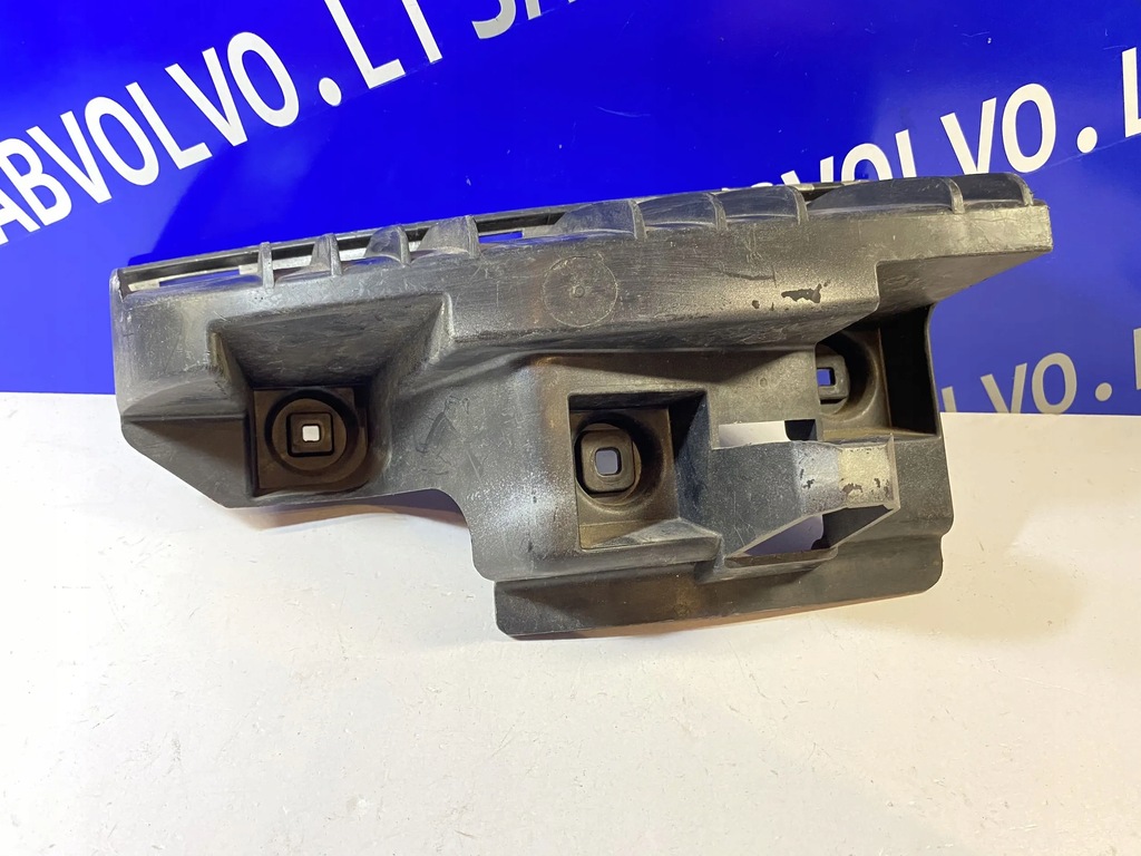 фото №1, Volvo s60 2008 элементы крепёжные