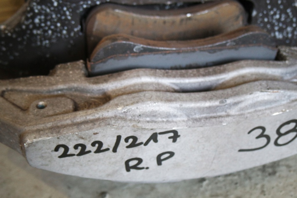 фото №6, Суппорт тормозной правый перед mercedes w222 / nr38