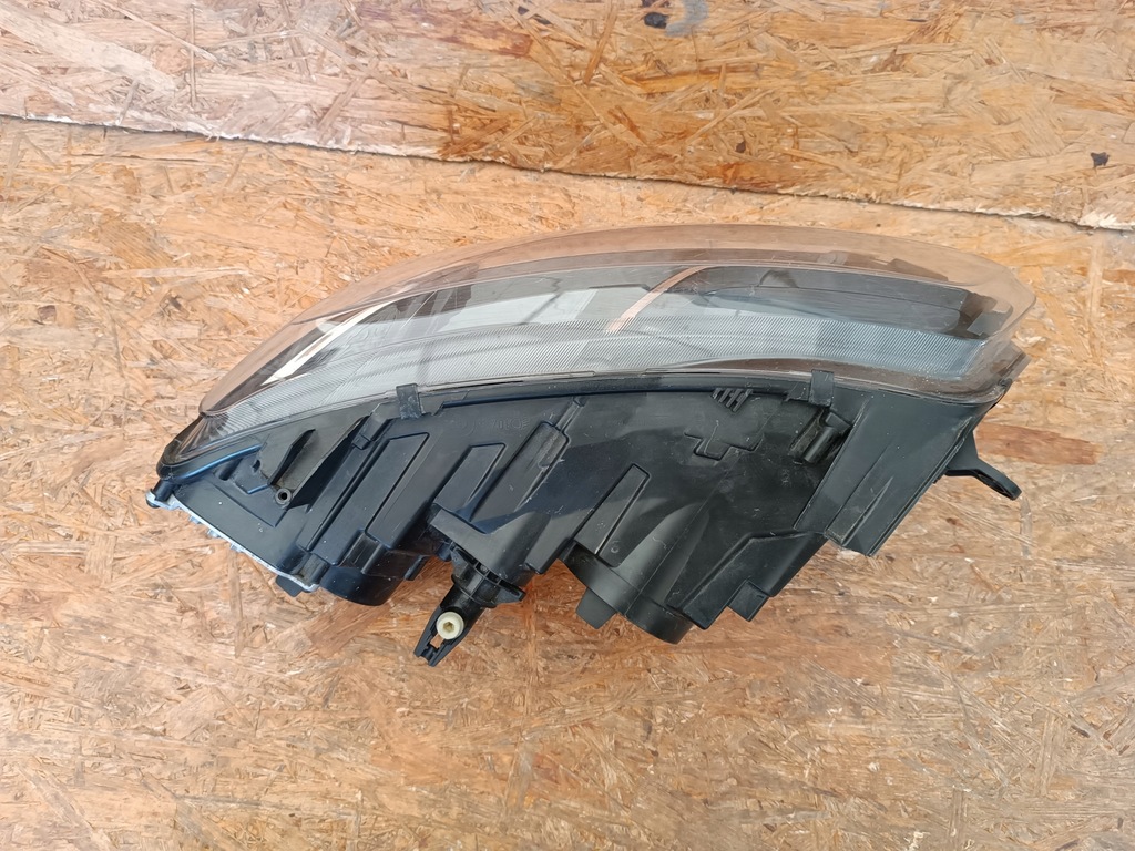 фото №14, Лампа лівий перед фара eu led dacia duster ii 2 260609367r