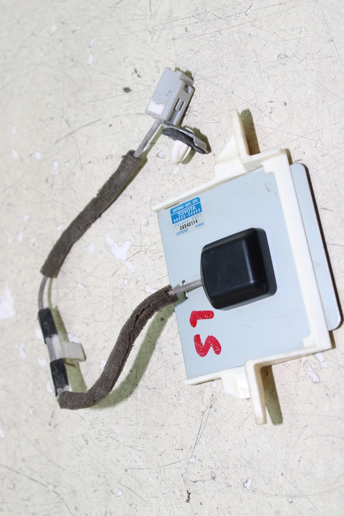 фото №1, Lexus ls ls430 2002r антена gps навігації 86860-50080