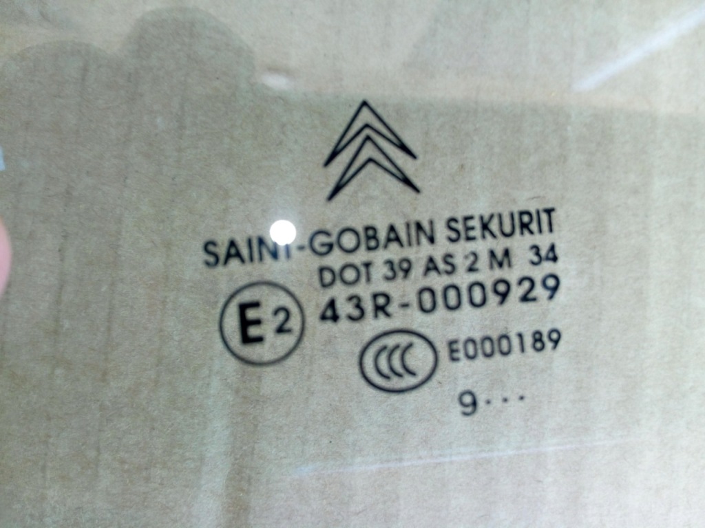 фото №2, Стекло дверь citroen c5 iii oryg.