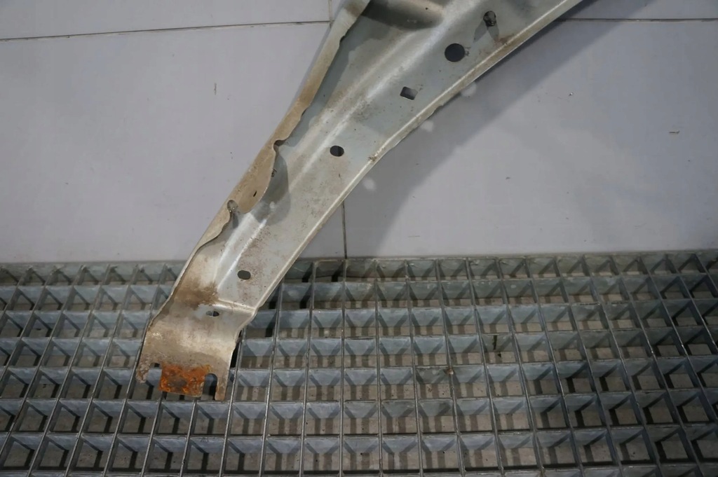 фото №11, Крила лівий перед передній jeep commander xk