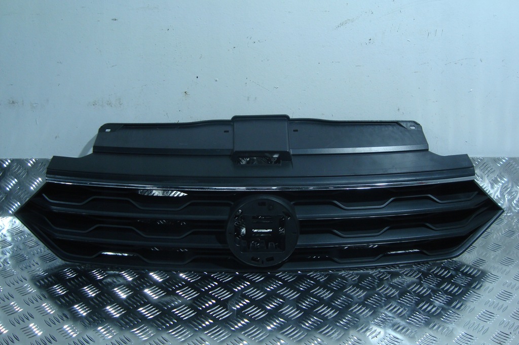 фото №1, Решётка радиатора решётка радиатора vw t-roc 17-20 2ga853651e