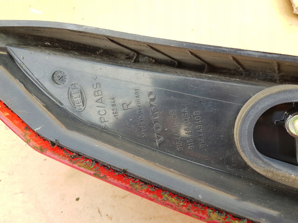 фото №3, Лампа правая задняя volvo v70 ii