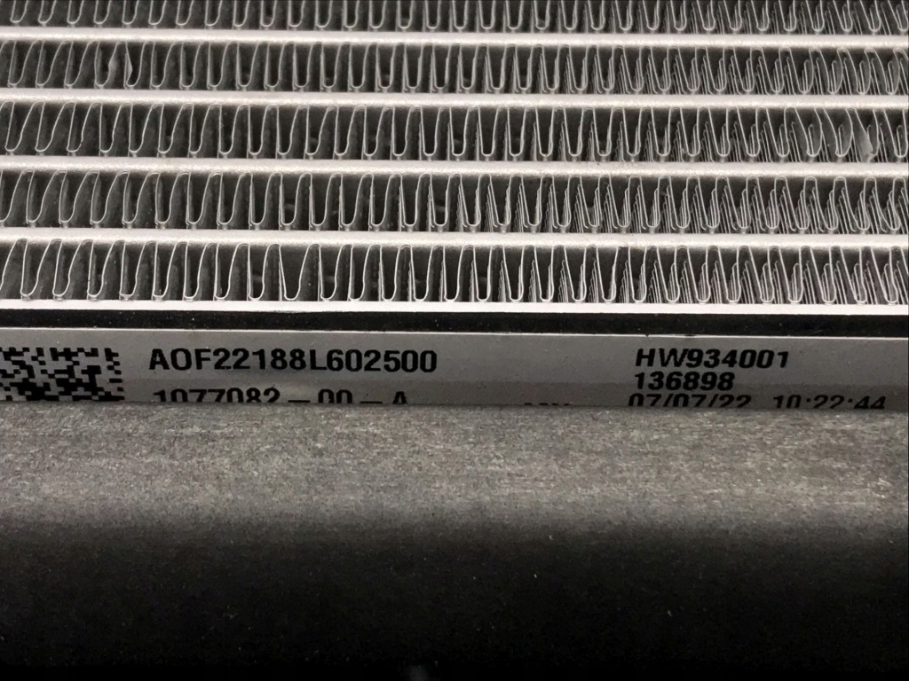 Tesla 3 радиатор воды + вентилятор 1077084-00-e Доставка