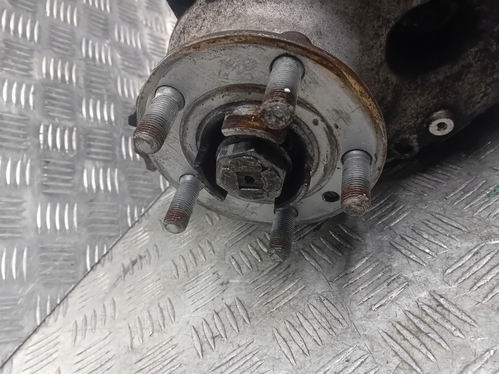 фото №7, Discovery sport l550 2.0d поворотный кулак левая задняя