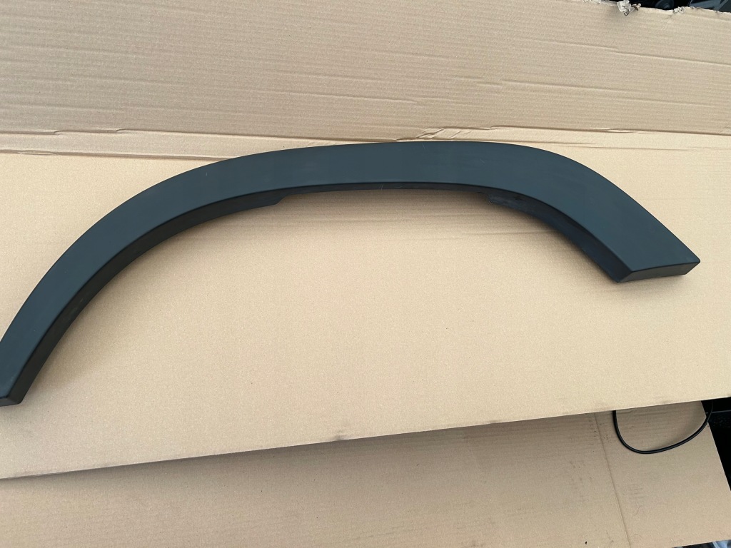 Купити Volvo fh5 молдинг крила ліва оригінал