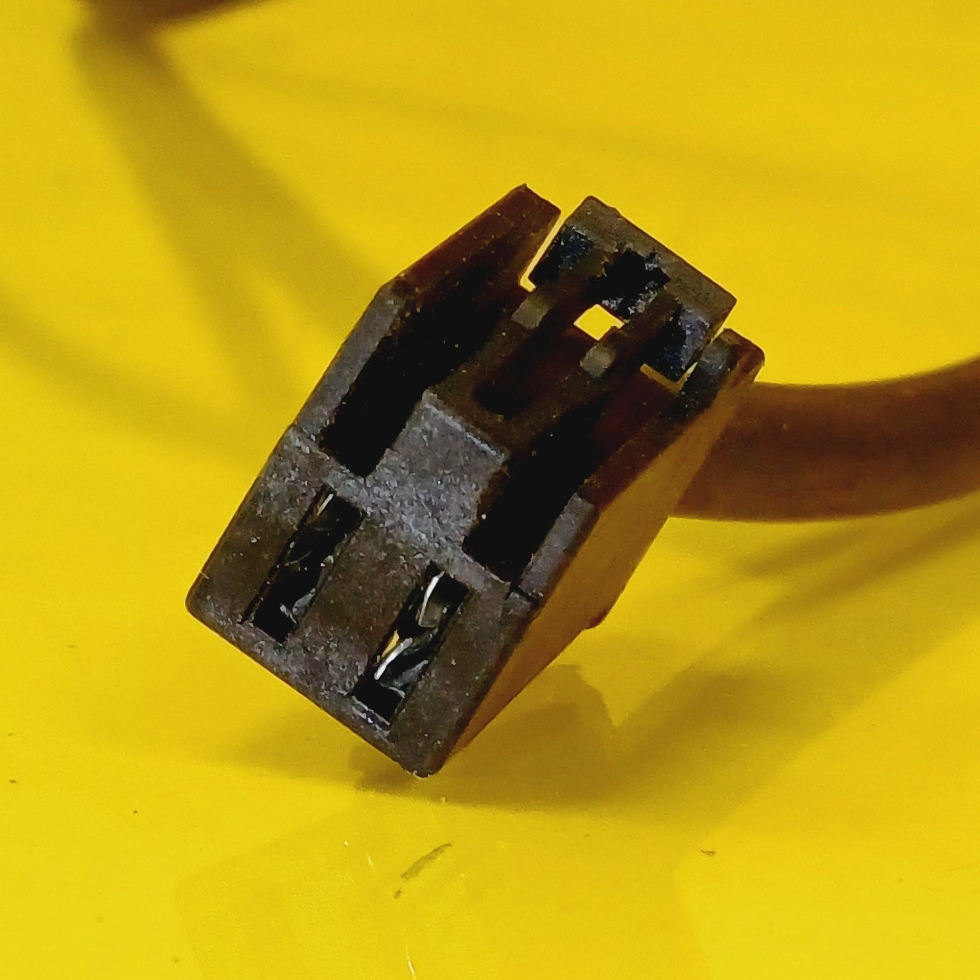 Клипса поперечина безопасности левый перед fiat marea 10443082 nr384 Недорого