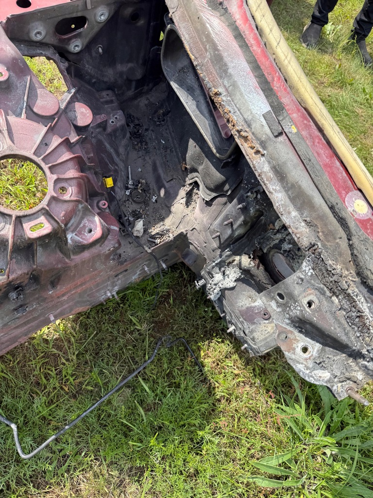 фото №9, Четверть правая передняя mercedes eqe v295