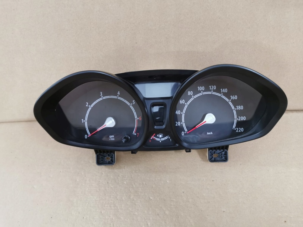 фото №1, Ford fiesta mk7 2008-12r. benz. - счетчик приборы