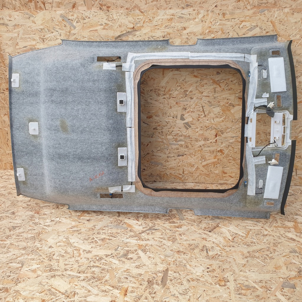 фото №6, Mercedes a klasa w177 потолок панорама