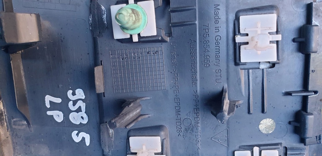 фото №7, 1x молдинг захист накладка пластик крила перед porsche cayenne 7p5 958