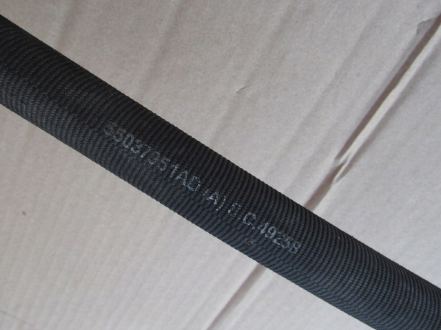 Jeep commander i xh xk 5.7 hemi труба патрубок води 55037951ad Недорого