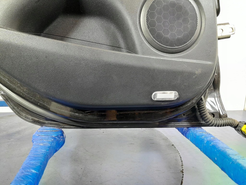 фото №9, Renault megane iii hb дверь задняя левая nv676