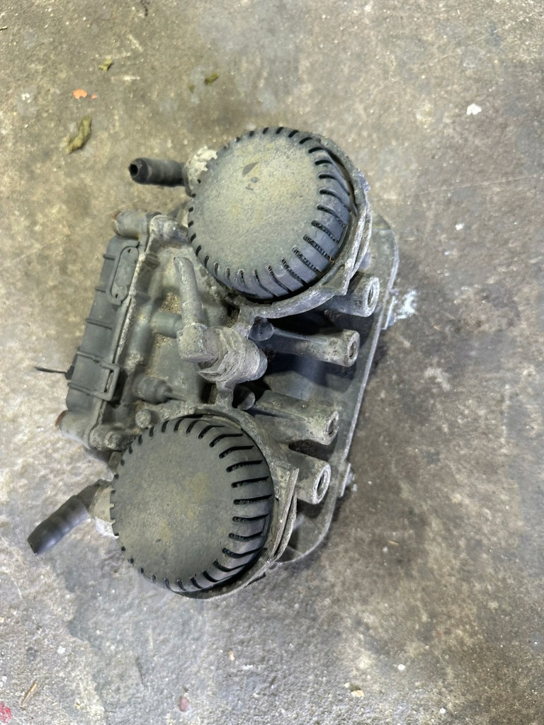 Купить Модулятор клапан ebd ebs mercedes actros a0004296324