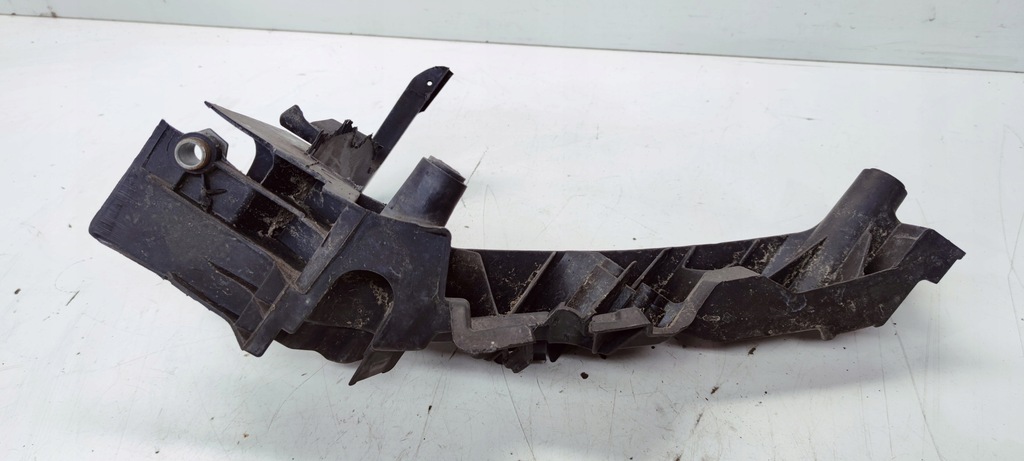 фото №6, Направляющая кронштейн фара правое audi q5 8r lift 8r0805608b повреждённый