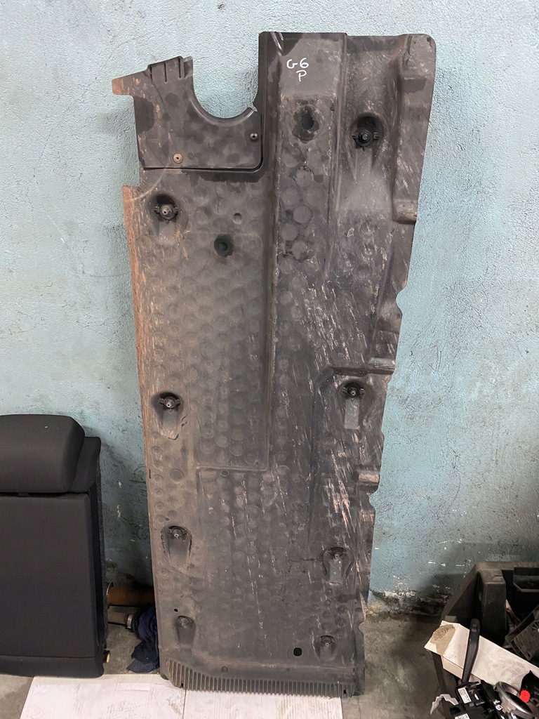 фото №1, Плита підвіска права golf vi