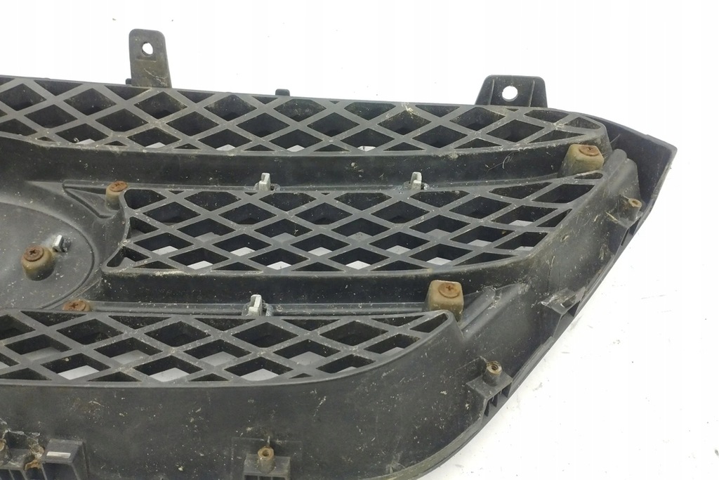 фото №8, Решітка радіатора kia carens ii fj 8638010000 2.0l дизель 103kw 2009