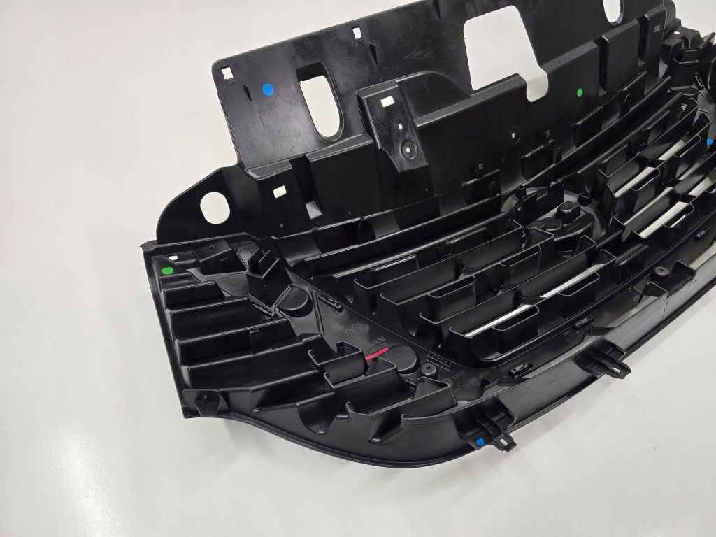 Купить Решетка  бампера nissan nv300 x82 primastar 16- oem 623109057r